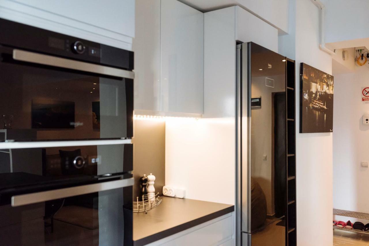 Luxury Flat 8 Near Metro Apartamento Bucareste Exterior foto