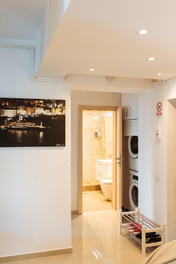 Luxury Flat 8 Near Metro Apartamento Bucareste Exterior foto